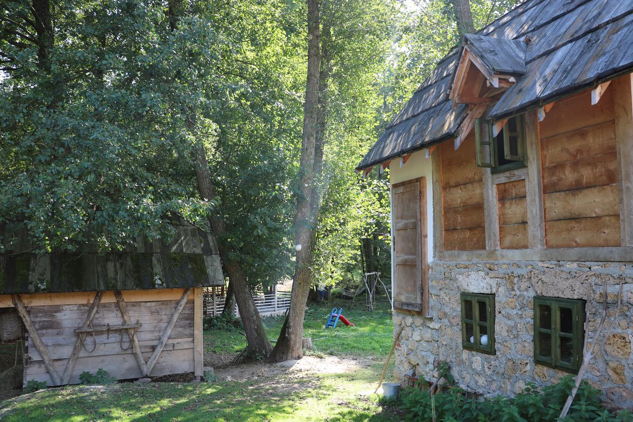 فندق Eco Camp Dzogaska Vrela بلييفليا المظهر الخارجي الصورة